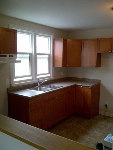 Perfect for Students-Brand New-Quiet Bldg Close to Bus & Schools