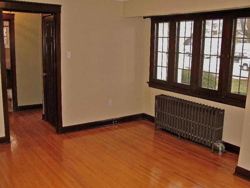 Beautiful historic downtown 2 bedroom