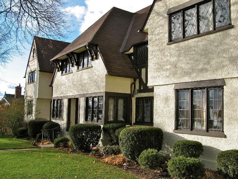 Beautiful historic downtown 2 bedroom