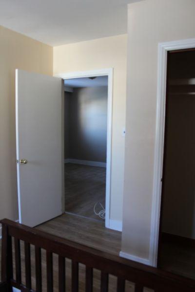 Two Bedroom Apartment-Parking & Coin Laundry- Morrison Ave