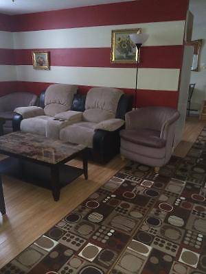 PA lower level apt avail now/March 1