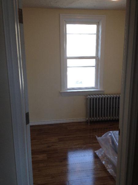 Large 3 Bedroom Apt. in a Quiet South Side Building
