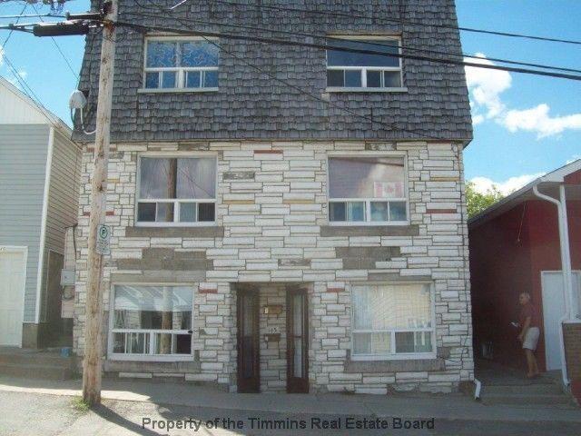 **FOR RENT: 143 FIFTH AVE: SUITE # 7 IN ,ON **