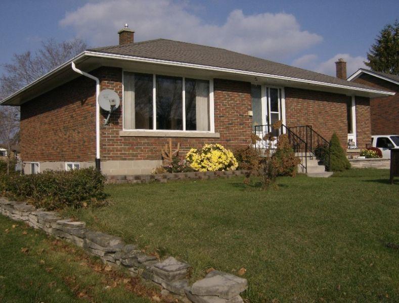 $168,000.00~~OWNER WANTS THIS ALL BRICK BUNGALOW S-O-L-D!!