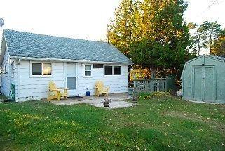 Maintained 3 Bedroom Waterfront Cottage- McIntee Sauble Beach