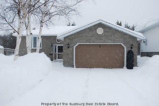 SOLID CAPREOL HOME FOR SALE IN DESIRED AREA!!