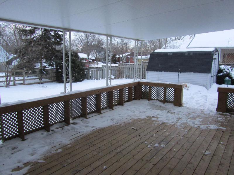 Work/Grocery Shop Across from Pen Centre and 5min Bus to Brock