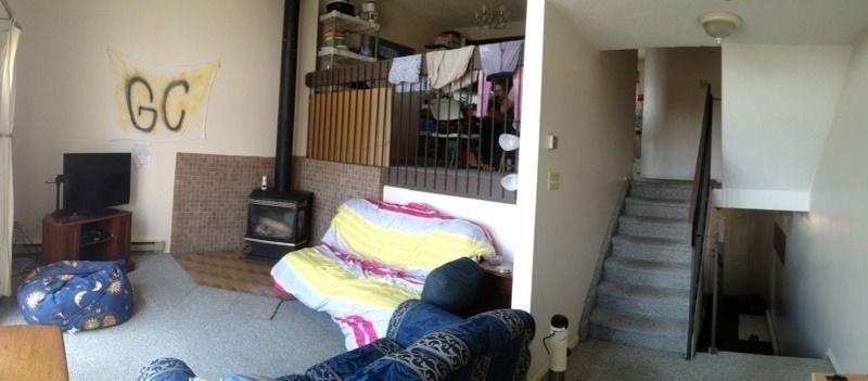 Female Trent Summer Students