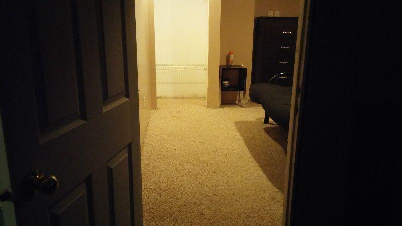 NO lease 1 bedroom avail April 1st all inclusive