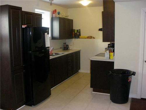 Student Room Rental - 2 Rooms Avaiable