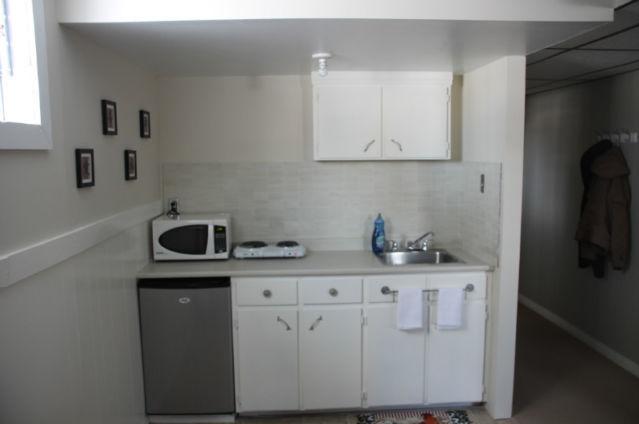 BRIGHT Basement Apartment, Fully Furnished, Kitchenette. All Inc