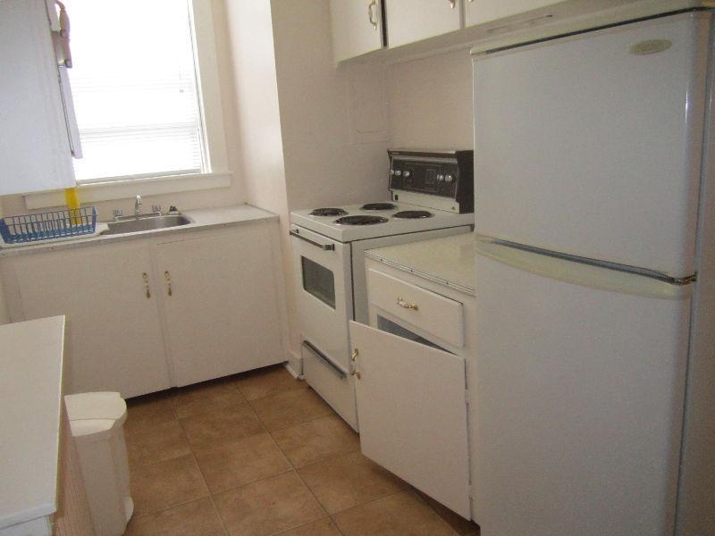 Kent Street - large one bedroom apartment