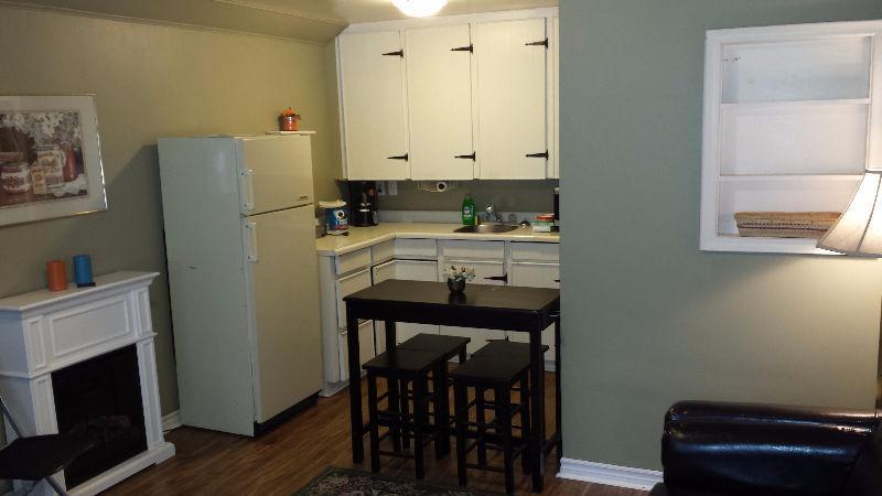 FOR RENT 1 BEDROOM STUDIO APT