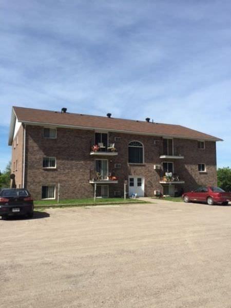 Spacious 2 Bedroom Apartment for Rent on 2nd level in Shawville