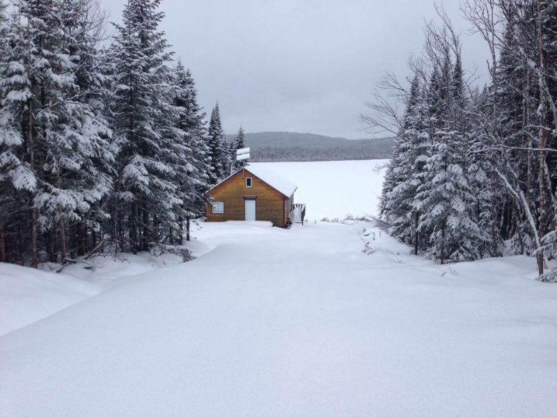 Chalet à vendre ZEC Onatchiway Lac Grand-Portage