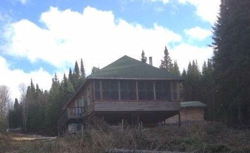 Chalet à vendre ZEC Onatchiway Lac Grand-Portage