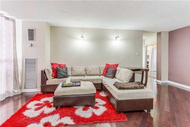 Extremely Well Kept 2Br Condo@Queen/Bramalea,L6T3W8