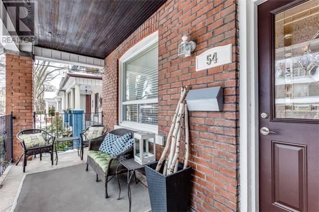 ** Beautiful Bright Open Concept Home, A Must See! **