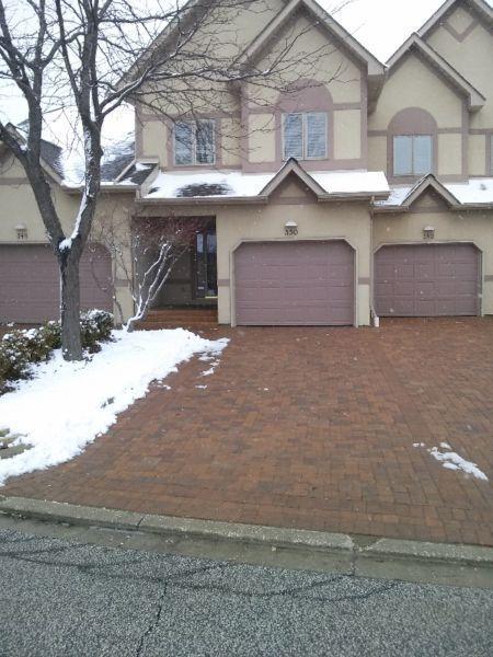 GORGEOUS TECUMSEH CONDO/HOME ...SUPERB...MUST SEE!