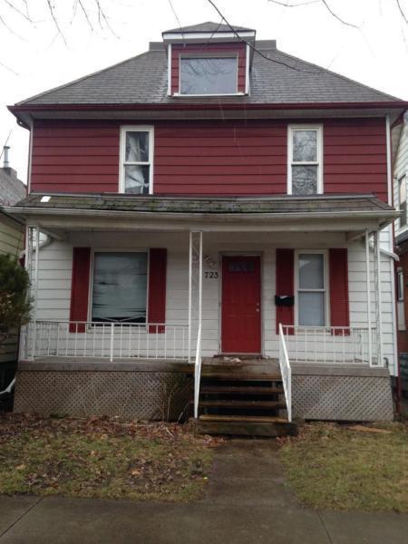 3 bedroom house $999 + hydro gas and water on Bruce!
