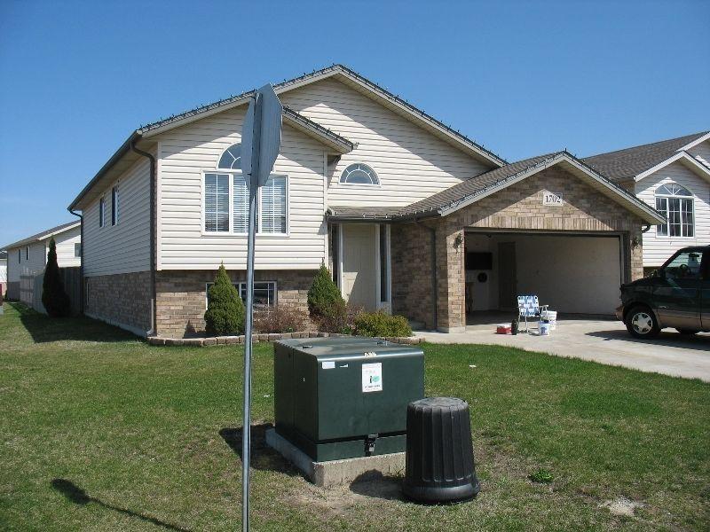 Newer 5 bedroom raised ranch in Devonshire heights