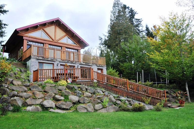 Chalet à vendre au Grand Lac Saint-François