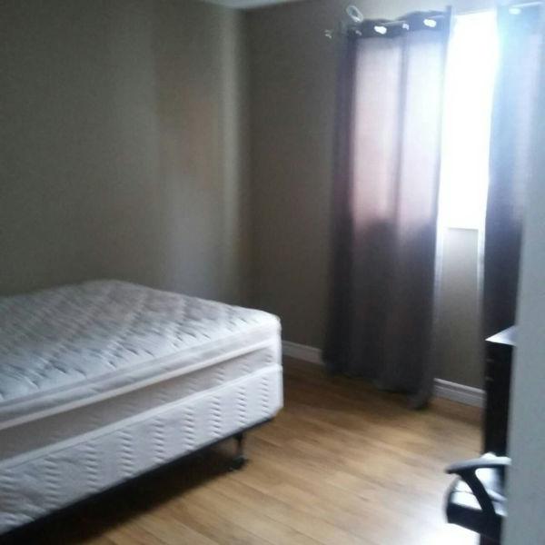 One room for students in University area, avail. immediately