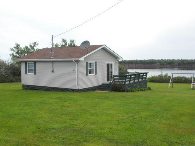 waterfront 2 bedroom cottage for rent in Stanley Bridge