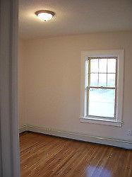 & Lincoln - Walkerville Area- 2 bedroom apt. avail March