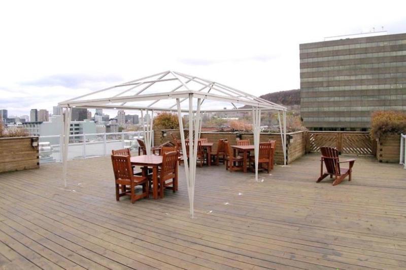 Superbe condo loft (980pc) offert tout meublé (St-Dominique)