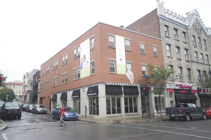 BAS PRIX - PRÈS METRO : CONDO 1 CAC NON-MEUBLÉ