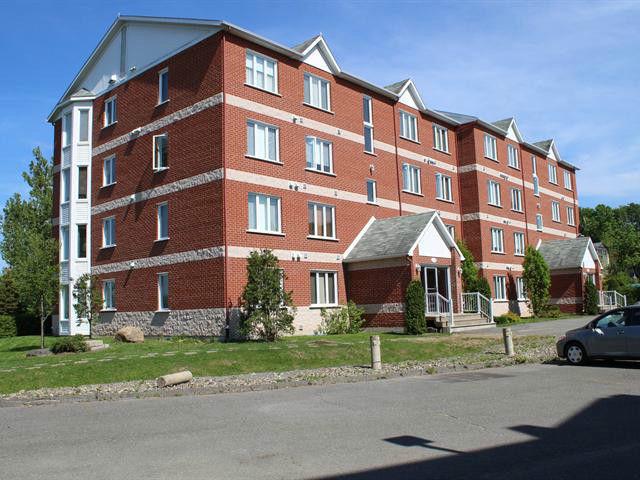 condo, 249, Denison E. app. 401,  (br)