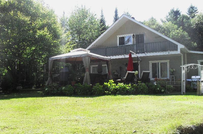 Belle grande maison + accès au Lac Pontbriand