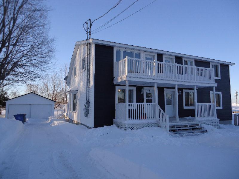 Triplex pour propriétaire-occupant, garage double, 3-Rivières