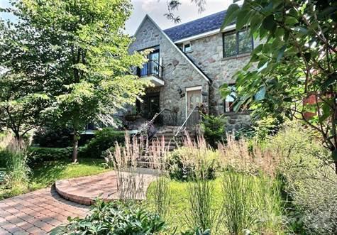 Homes for Sale in Cote des Neiges, , Quebec $879,000