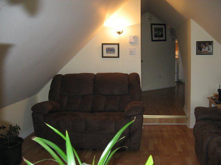Très beau 3 1/2 style loft