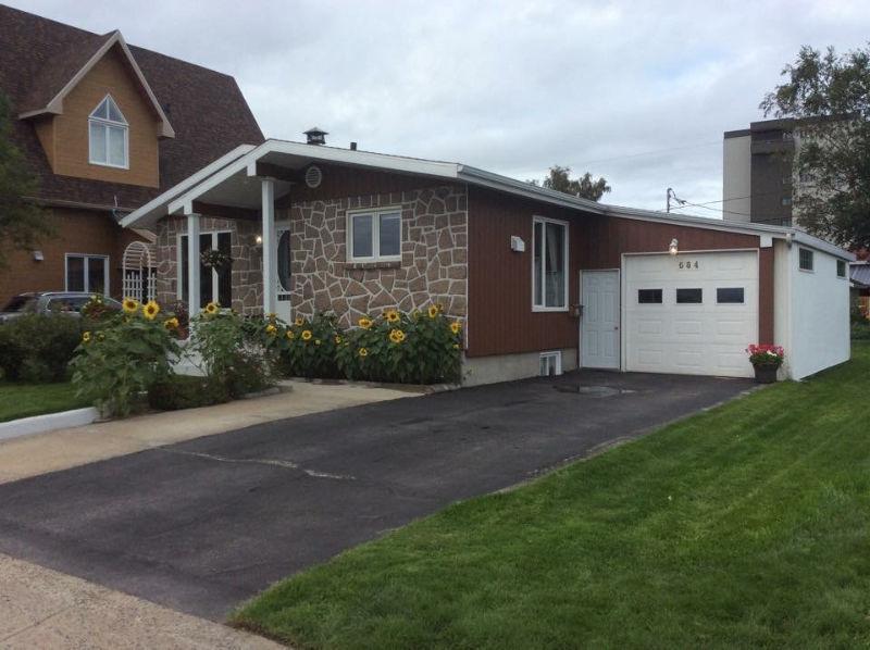 Jolie bungalow,clé en main a vendre a Sept-Iles!