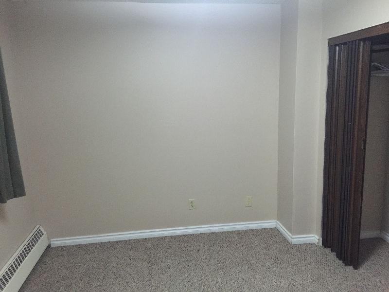 HUGE 1 BED SUITE IN BANKVIEW SW - AVAILABLE FROM APRIL 1