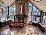 Canmore - Exquisite Timberline Lodges Condo