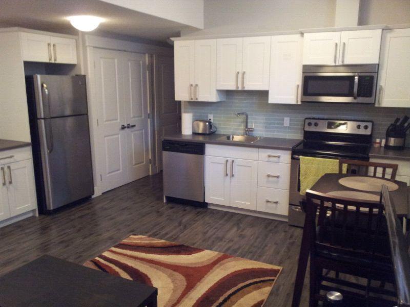 Beautiful Two Bedroom Fully Furnished Suite - Parsons Creek