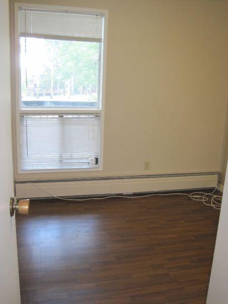 3 Bd. Un-Furnished Condo (Abasand)