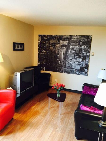 Beautiful FULLY Furnished Studio Apartment, Oliver Square