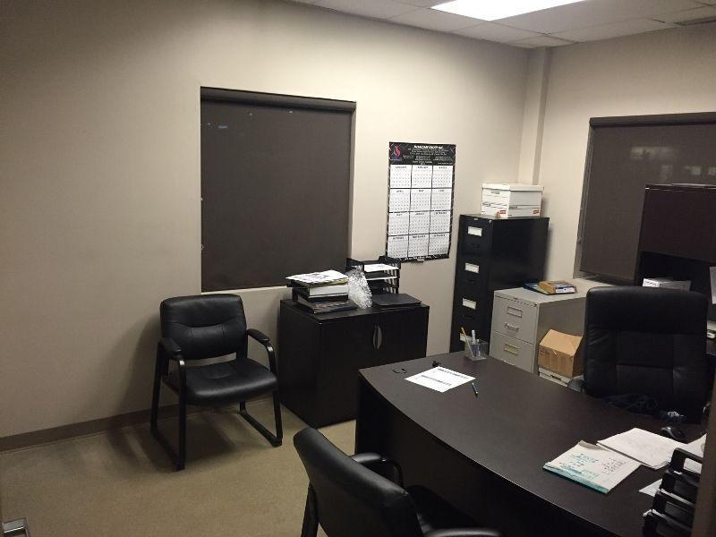 365 Taiganova Crescent - Large Corner Office Suite FOR LEASE