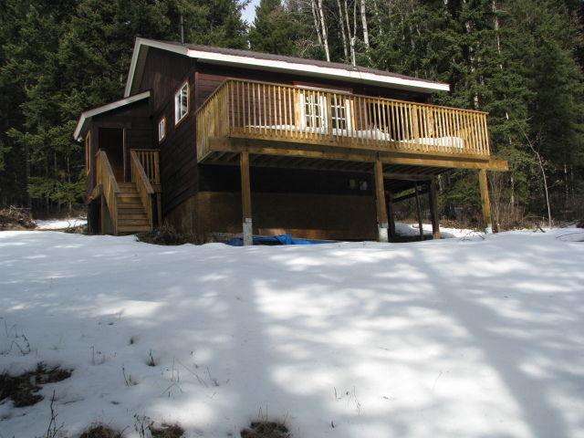 Recreational Home on Deka Lake BC