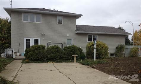 Homes for Sale in Macklin, Saskatchewan $298,900