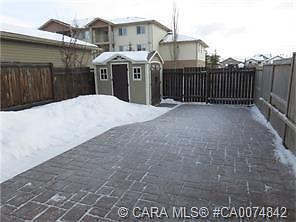 FABULOUS LOCATION IN LONSDALE!