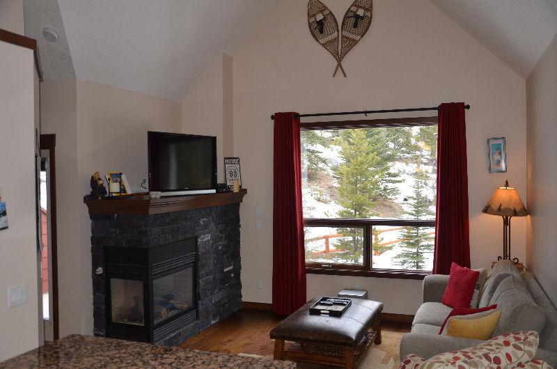 Canmore Townhouse Condo!