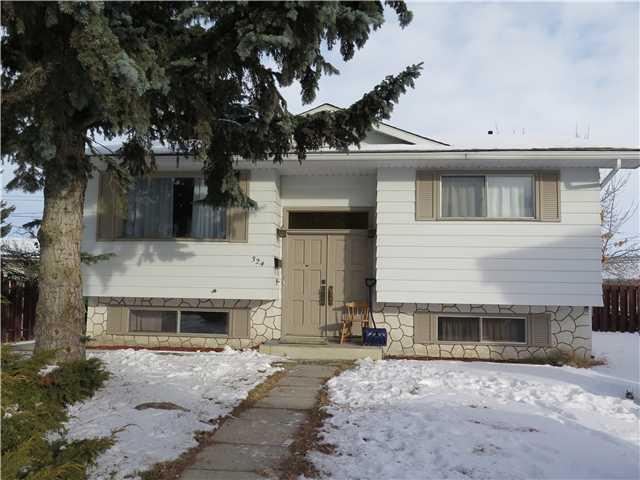 2 / 3 bedroom suite in Southwood steps away from Anderson LRT