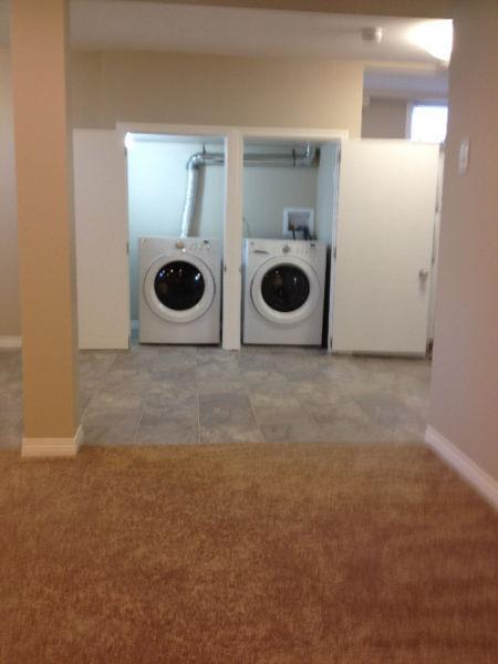 Stunning Spacious 2 Beds - May Rent Free !!!