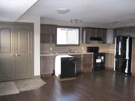 PRICE REDUCED!! 2 Bed Lower Level in Westpointe $950 #2451